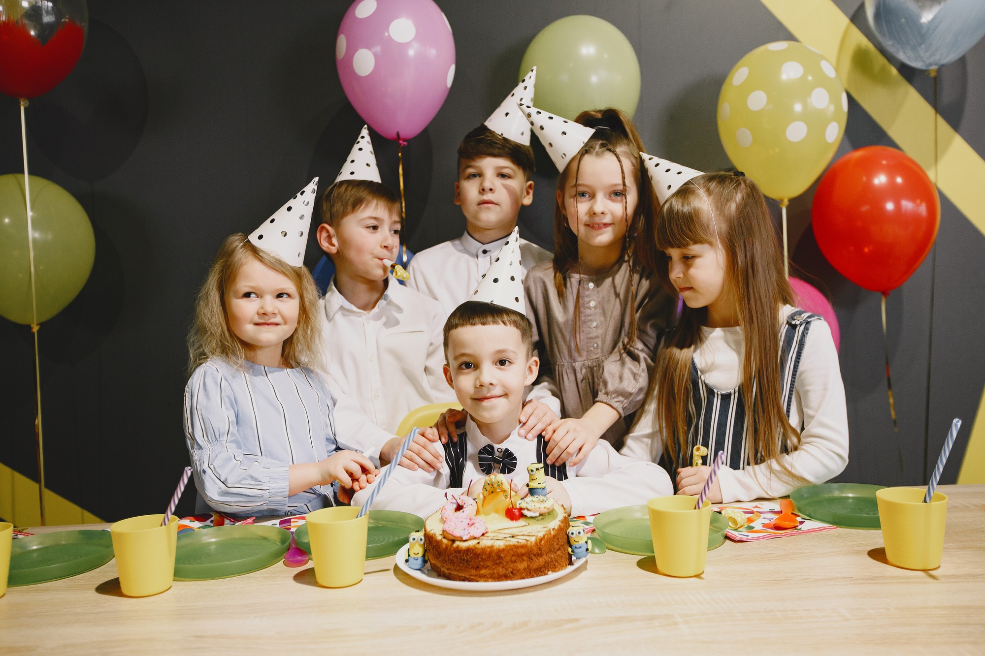 Children celebrating a STEM birthday party at STEMEX